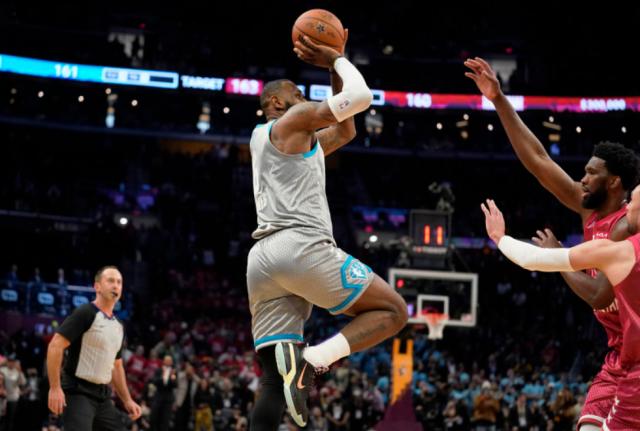 篮球比分-【现场】库里AMVP老詹绝杀！疫情下的全明星仍创纪录